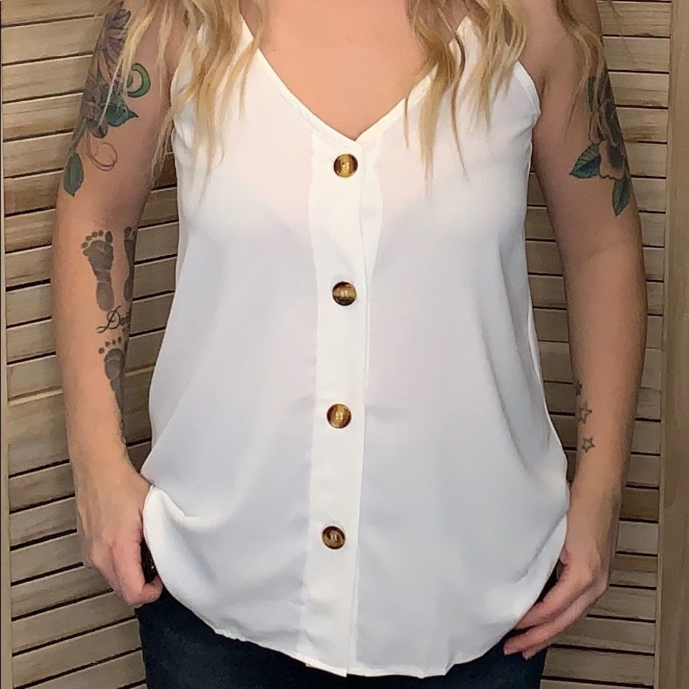 Buttoned down flowy Tank Top